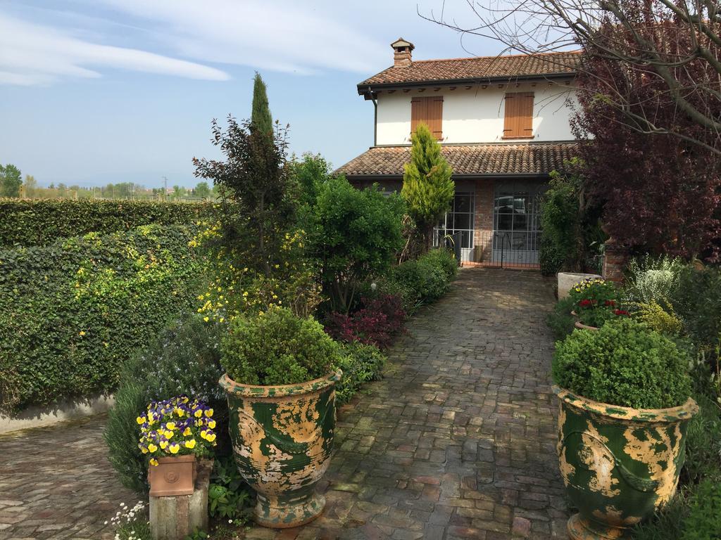 Vila La Favola Sirmione Exteriér fotografie